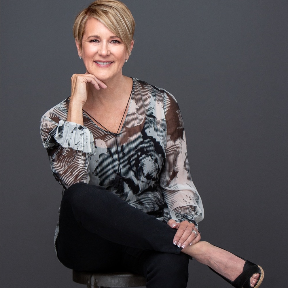 Meet your Posher, Becky